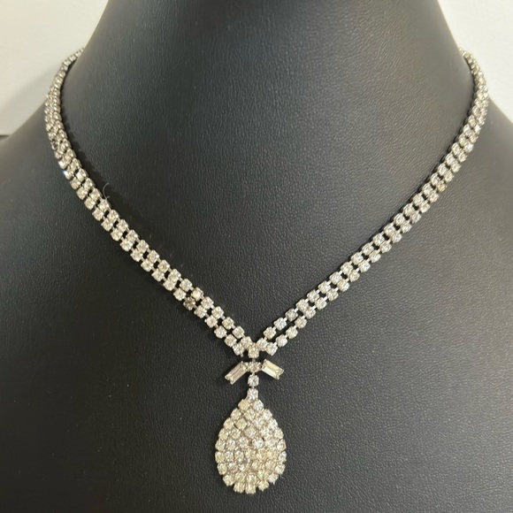 Weiss vintage /antique tear drop rhinestone crystal necklace #085